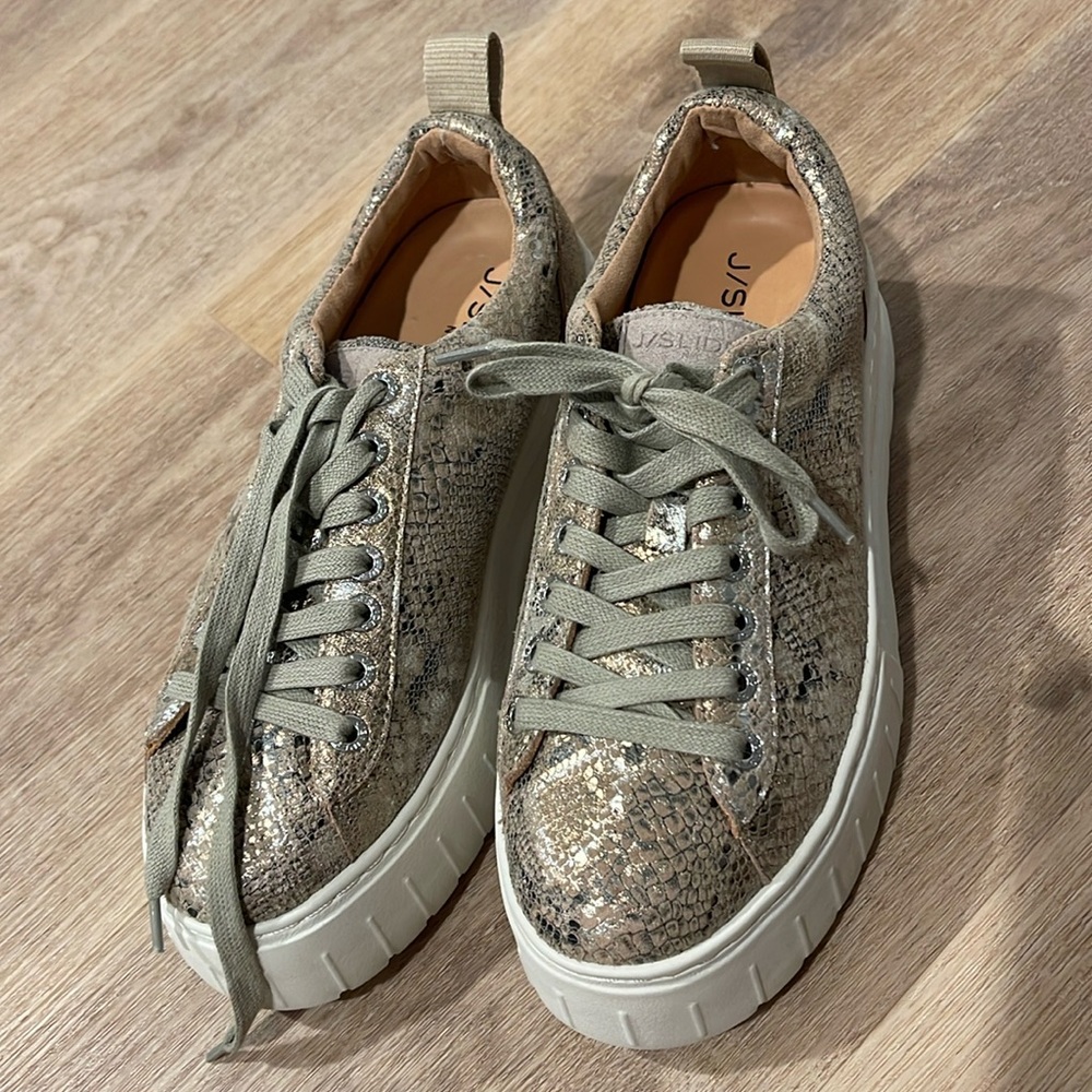 J/slide platform sneakers